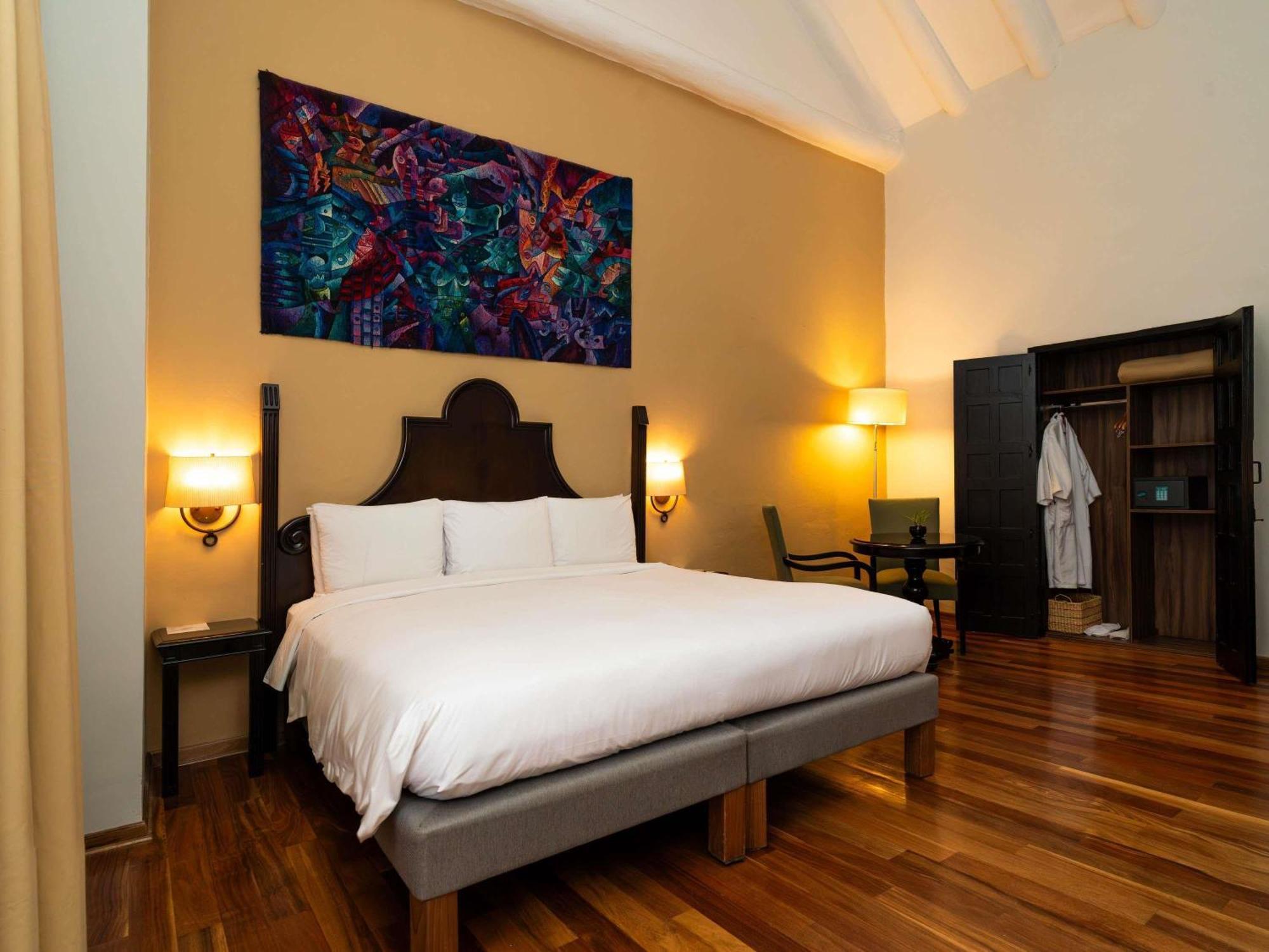 Colonial Double Room,1654253954:JPEG